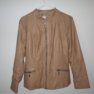 Tan faux leather jacket! #chic #western #farmhouse #casual